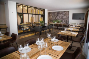 Hotels in Monreal Del Campo